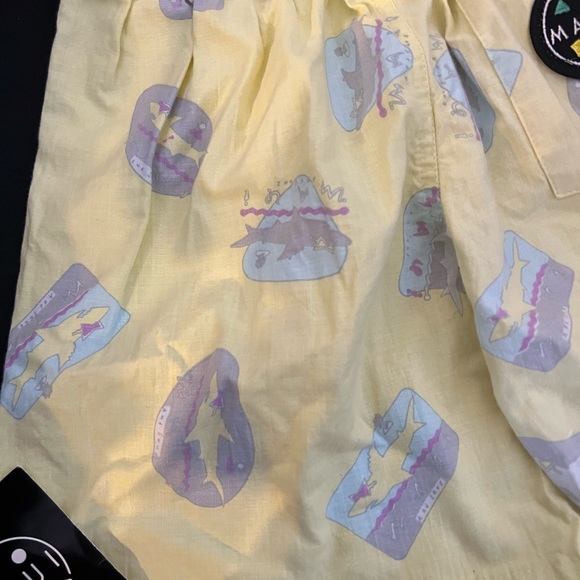 Vintage Deadstock boys swim shorts Maui with tags medium yellow shark surf 1980s - Picture 3 of 13